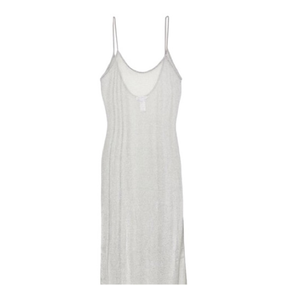 Stunning slip on dress for any beach occasion or wear over a mini dress 🤍